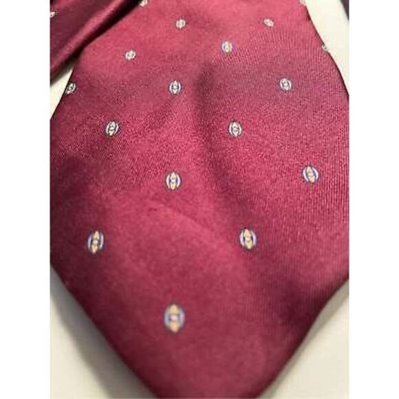 Austin Reed Silk Pointed Tie- Italy -Maroon/Yellow Dot Vintage EUC Neck - Picture 2 of 5